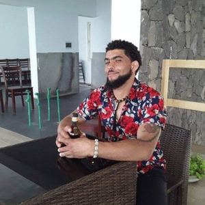 Tarzom Tcham Love (feat. Valdir)