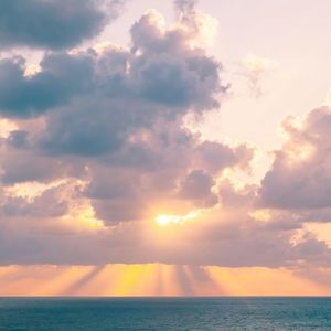 海边日落