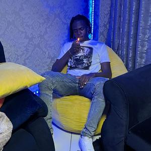 RINGSS (feat. Fraleeboloo X Sambatumy X Yobra Skartel X Kenttoofficial)