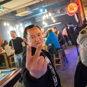 每个午后都不想看到我周遭的一切