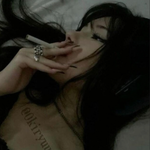 娜娜 旋律孟菲斯 BOBBYNOPEACE TYPE