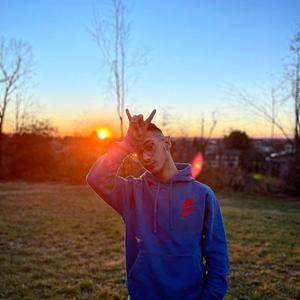 Amore Solo Per Il Cash (feat. VALA)