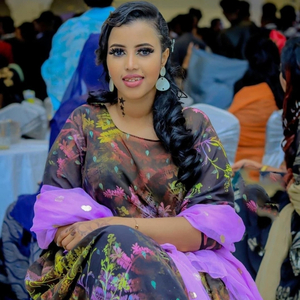 Maca Kakta (feat. Cabdinuur Alaale)