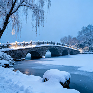 西湖断桥雪
