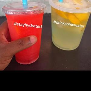 Strawberry Lemonade/ We Straight (feat. Minosa)