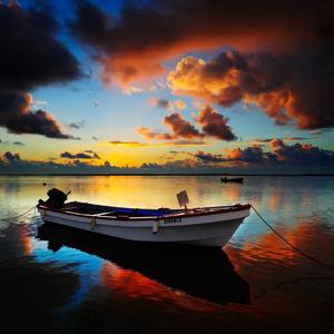 火烧云下小船 (6)