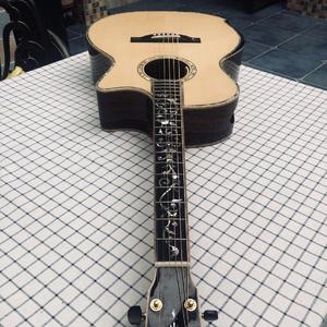 HelloGuitar