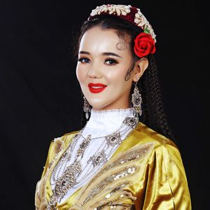 Kara koz（木卡姆小歌曲来吧!黑眼睛）