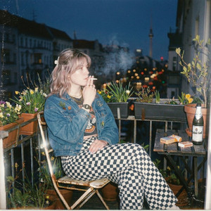 just chillaxing in Berlin 05