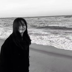 至少我们看的是同一个月亮