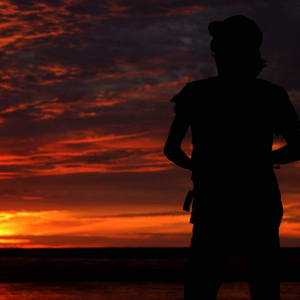 Menangislah (Hapus Perih Hatimu)