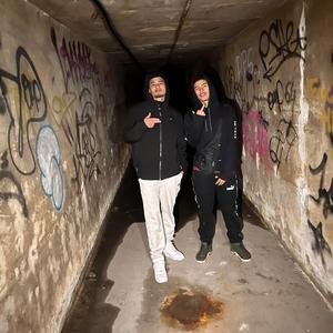 | LADRE QUE LADRE | (feat. Julián Andres)