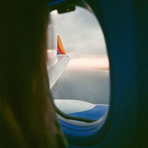 恍恍惚惚 已经隔世