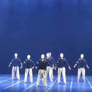 孤独的国王 伴奏