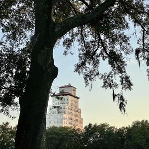 East 7th (feat. Kujo)