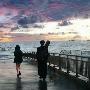 在这个世界爱如潮水