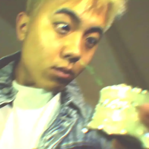 请听最新专辑伴奏