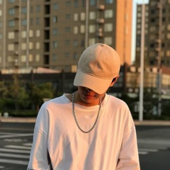 天上下雨地上滑