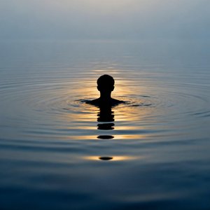 Ndị Ọrụ Ibe Gị Abụghị Enyi Gị