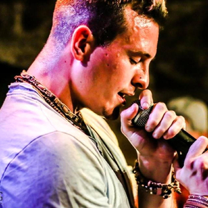 She Fell in Love with a Stoner (feat. Mod Sun & Cam Meekins)