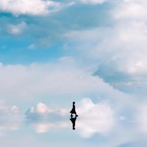 Walking by the river to see the scenery