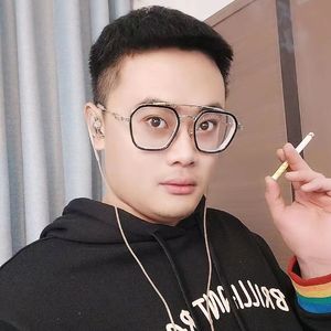 恭喜栗子诞生十九年
