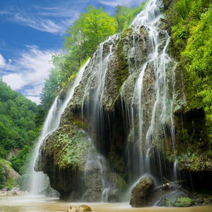 Relaxing Piano Music & Water Sounds Everyday