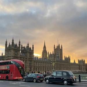 你不是想当我男朋友吗