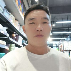 鬓角的霜