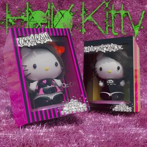 Hello Kitty xD (feat. Skeletonprince & Scarlet Skyie)
