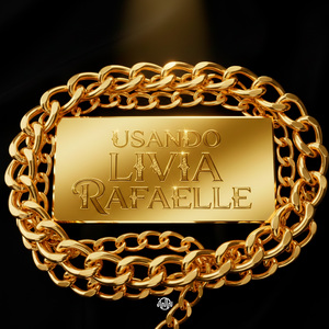 Usando Livia Rafaelle