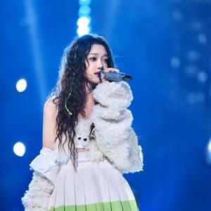 雪Distance–希林娜依高