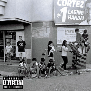 像个木头人一个人在苏比克湾