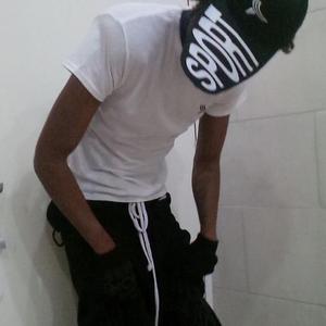 oh oh (feat. Bloody! & New Age Music)