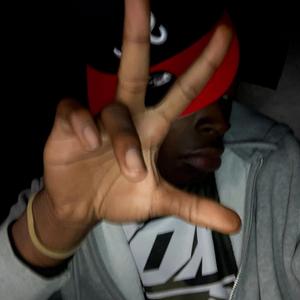 lipgloss on the floor