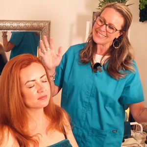 Welcome to the Live Lounge & Calming Grounding Session