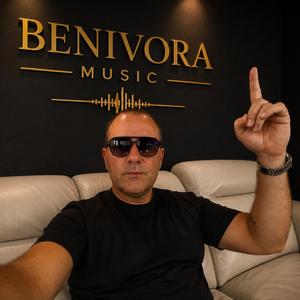Budi ljubomorna