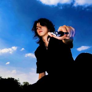 洗照片时晕开的笑脸