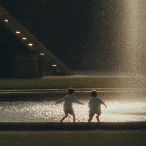 这个世界上最爱你的人