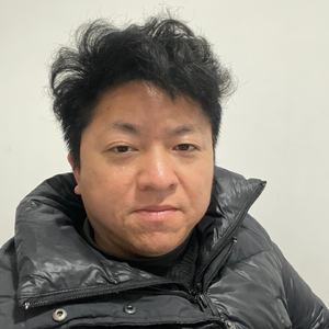 在这城市的夜色中