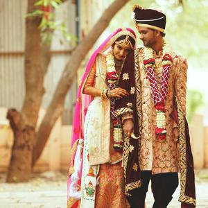 Tere liye aai Babul ki galiya chor ke