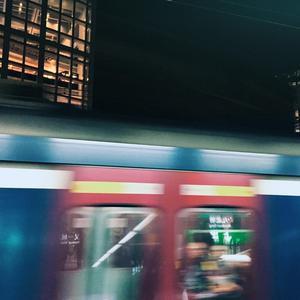 一个女人和浴室