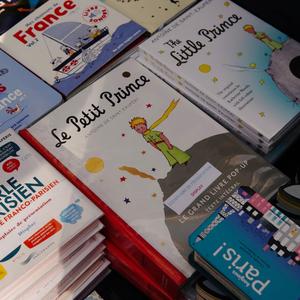 เจ้าชายน้อยและดอกกุหลาบ