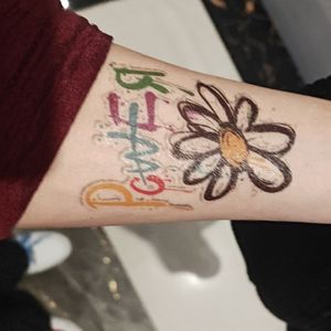 她