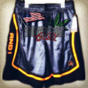 And 1 (feat. DjCodeineWar)