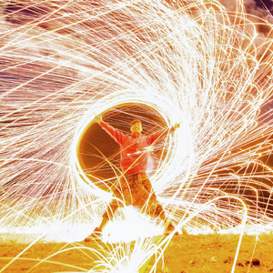 《孤独是圆满的开始》