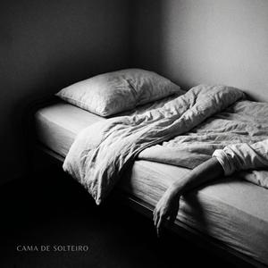 CAMA DE SOLTEiRO