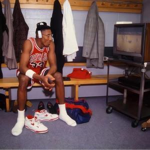 pippen (feat. idkfatal)