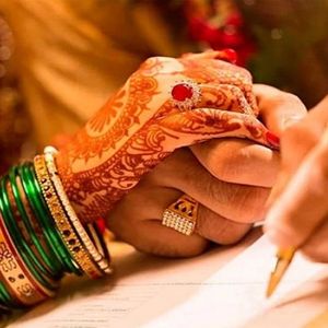 বিয়েতে যে বক্স বাজাইলেন কাকে খুশি করার জন্য