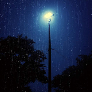 就让这大雨全都落下